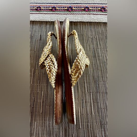 Kate Spade Isabella Sandal - Picture 4 of 5